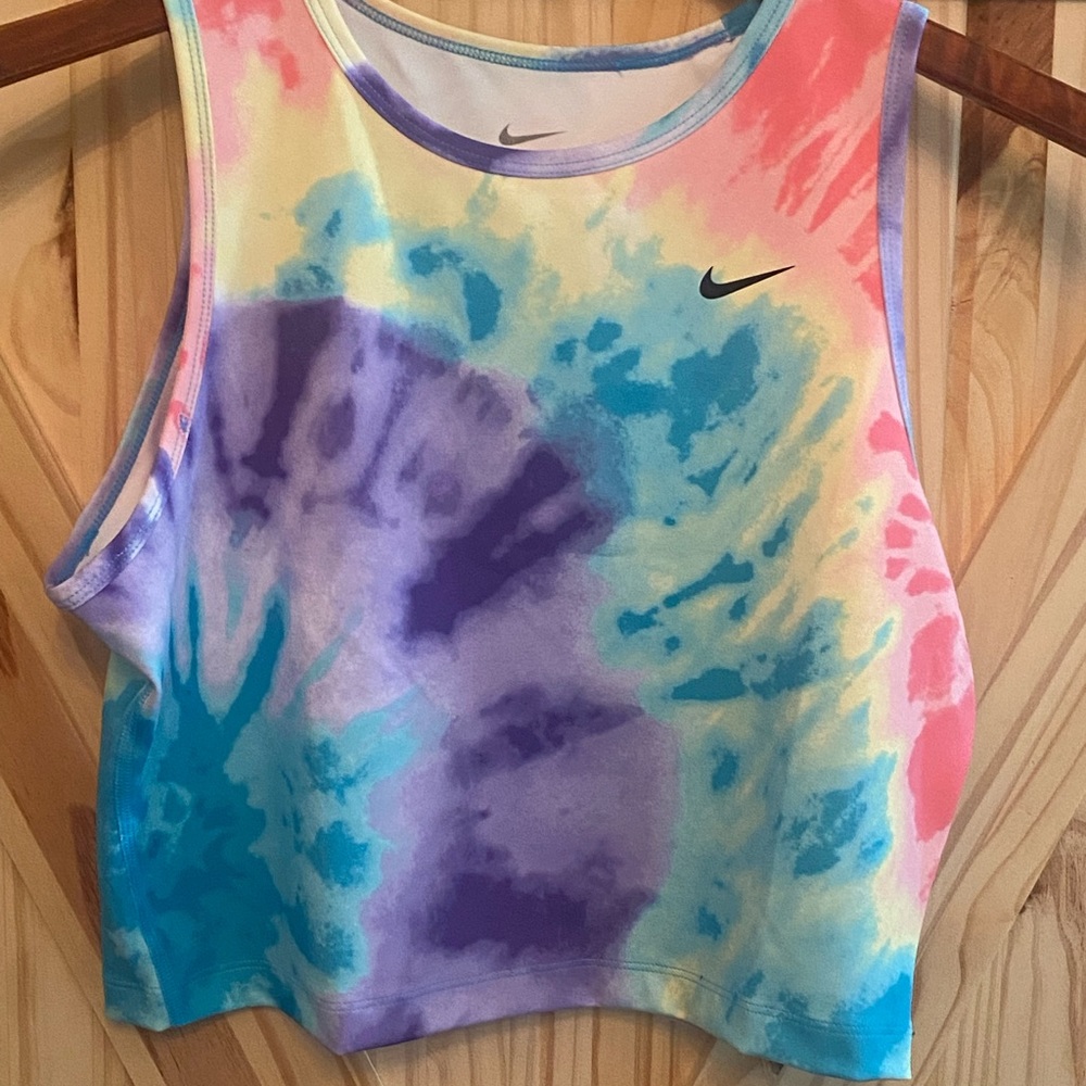 ❤️NIKE WOMENS TANK❤️